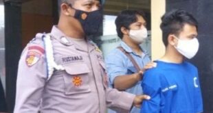 Pemuda viral dari Bantul kembali berulah setelah sebelumnya jual genteng, kini jual lemari